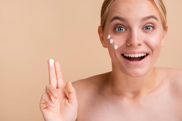 Тональный крем для подростков с проблемной кожей - эффективное средство для борьбы с несовершенствами кожи